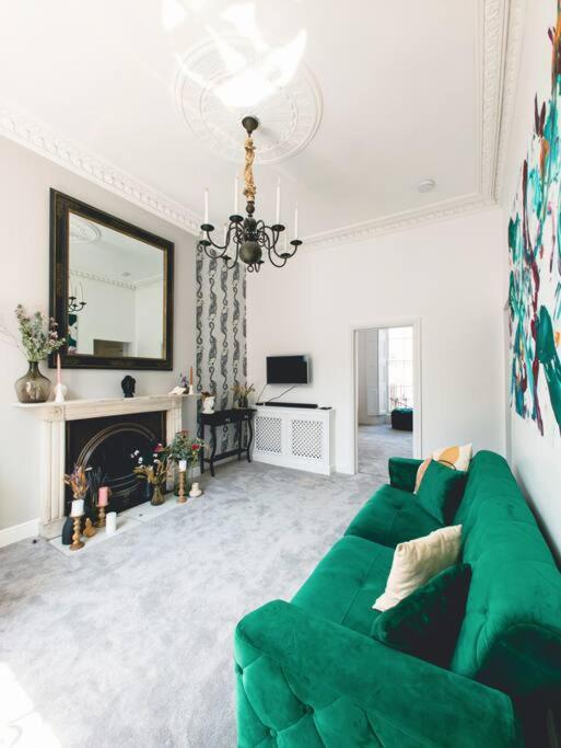 New Marylebone Gem/One Bedroom Лондон Экстерьер фото